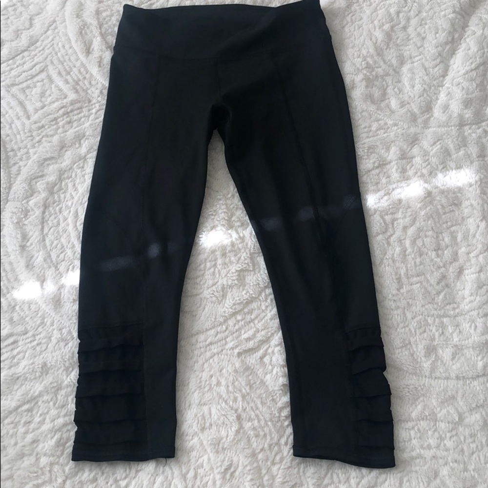 Mid calf leggings with mesh sides